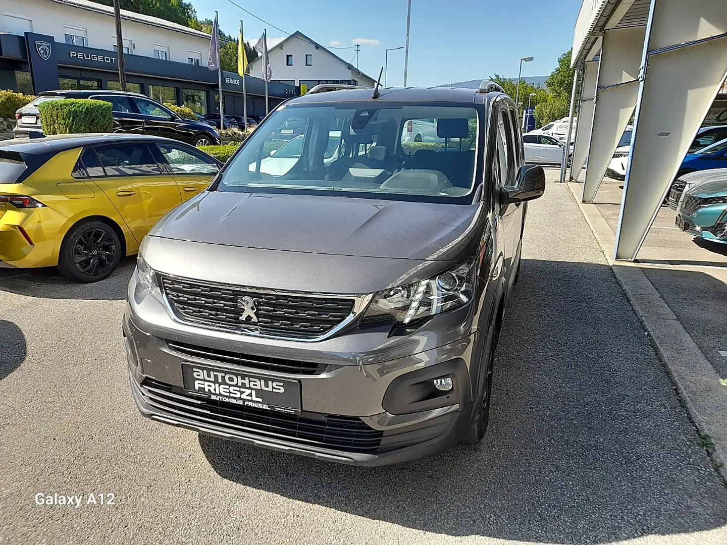 Peugeot Rifter 1.5 BlueHDi 100 FAP Allure Lang Start&Stop Grau - 1