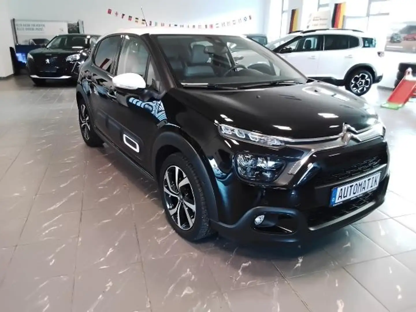 Citroen C3 Pure Tech 110 S&S EAT6 SHINE PACK Schwarz - 2
