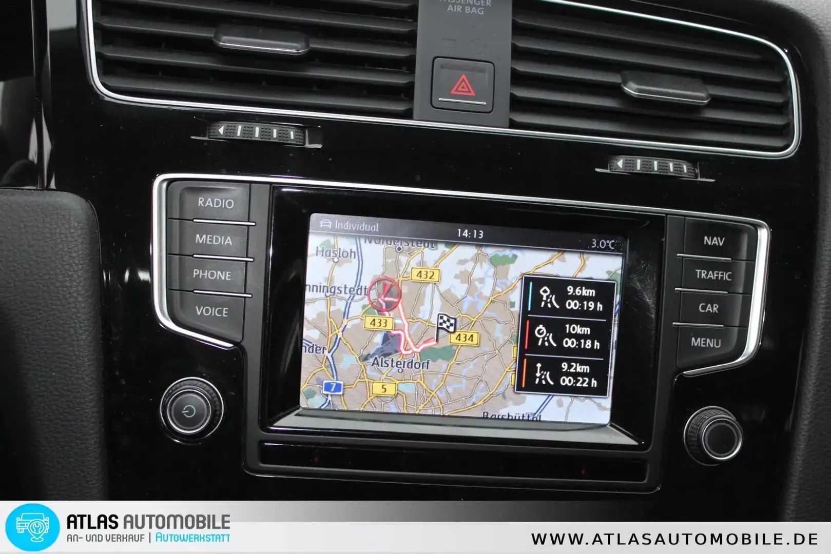Volkswagen Golf VII 2,0 TDI DSG Highline BMT Bi-Xenon=NAVI= Silber - 2