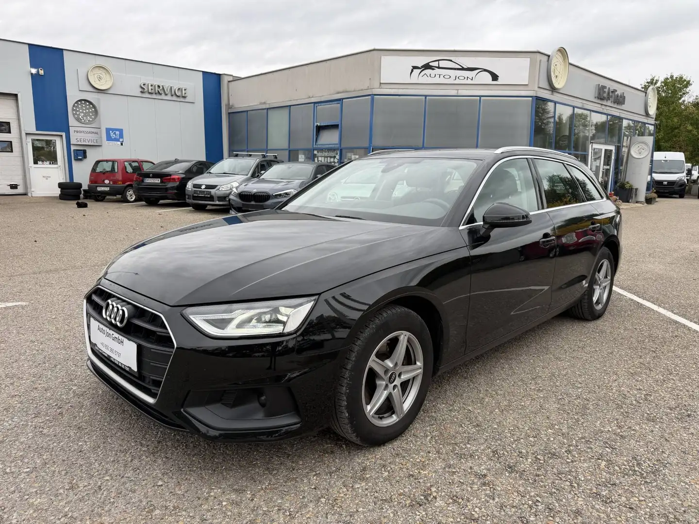 Audi A4 A4 30 2.0 TDI*1Besitz*wenigKM*Automatik*TOPZustand*AHK Schwarz - 1