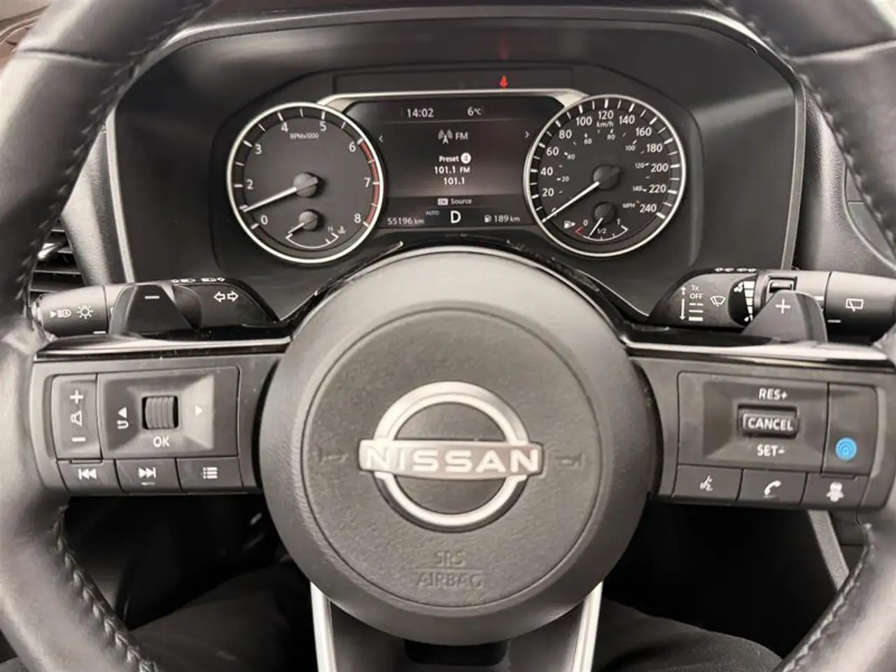 Nissan Rogue fotografie Nissan Rogue