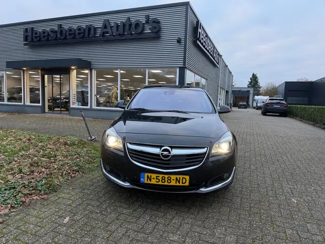 Opel Insignia 2.0 T Cosmo 4x4