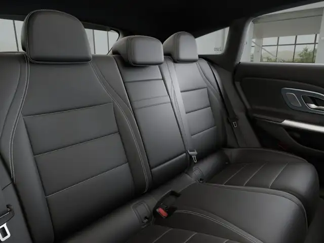 Mercedes-Benz Cla view 10