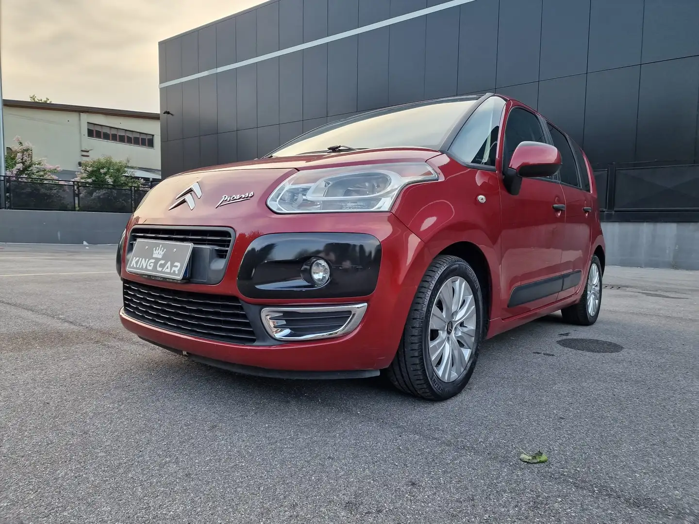 Citroen C3 Picasso 1.4 VTi 95cv Exclusive Style Червоний - 2