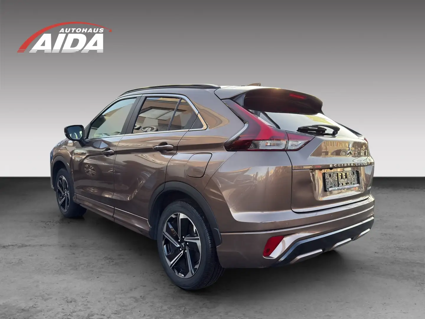 Mitsubishi Eclipse Cross Cross 2.4 PHEV Select Plus Braun - 2