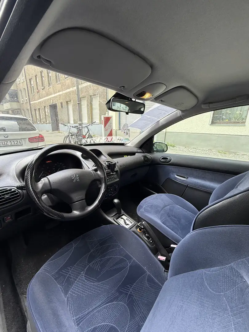 Peugeot 206 CC 110 Automatik Platinum Silver - 2