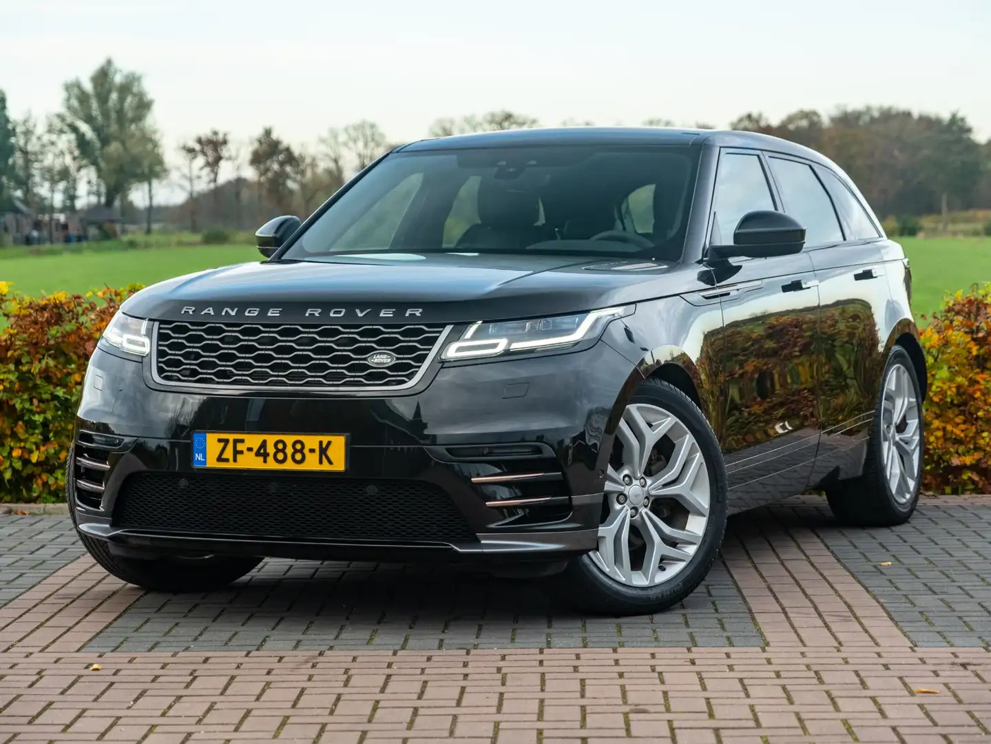 Land Rover Range Rover Velar 3.0 V6 AWD SE Luxury R-Dynamic | 1 eig | 47000km! Noir - 2