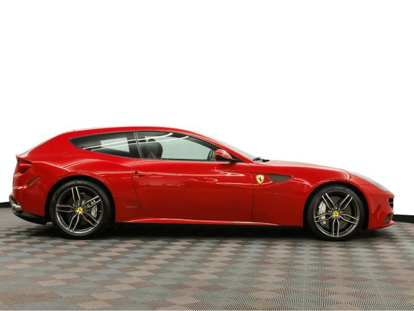 Ferrari FF V12 Roşu - 2