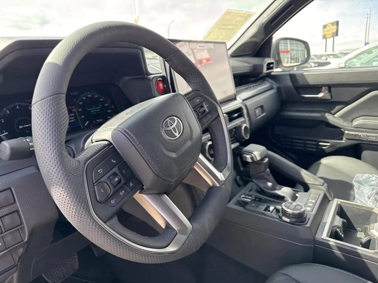 Toyota Tacoma снимка Toyota Tacoma