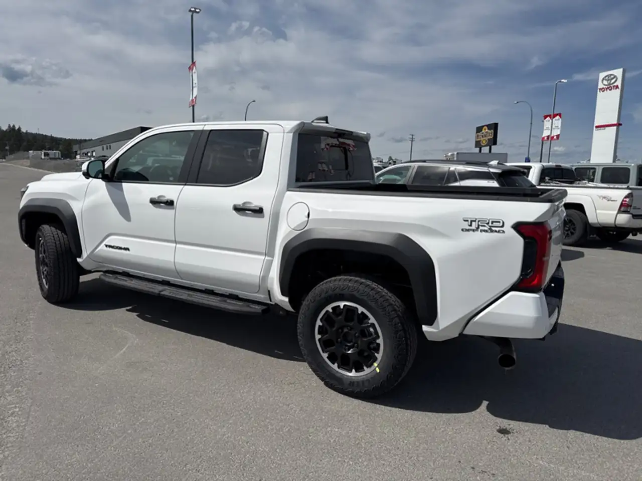 Toyota Tacoma снимка Toyota Tacoma