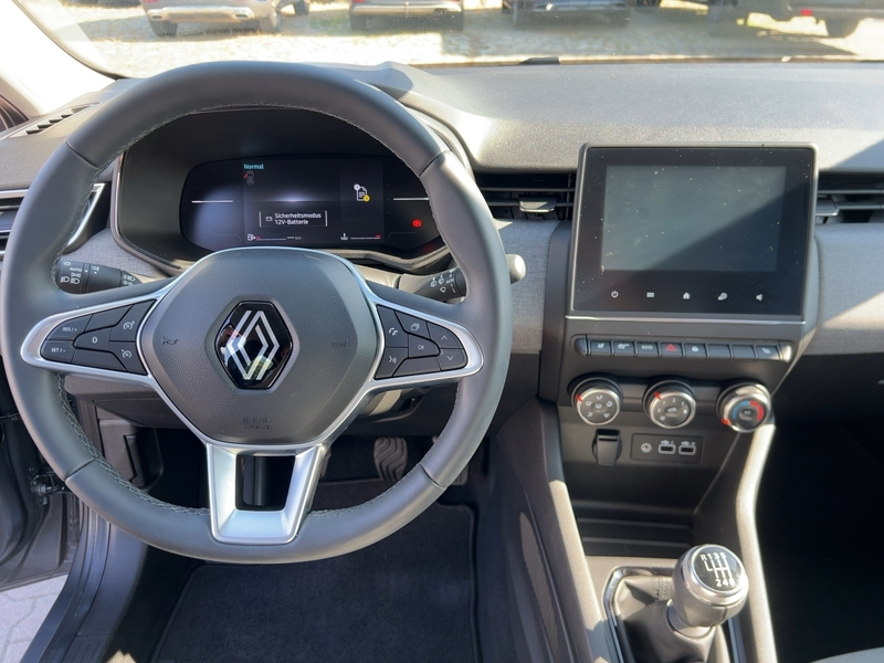 Renault Clio EVOLUTION TCe 90 Apple CarPlay PDC KLIMA BT — photo 12