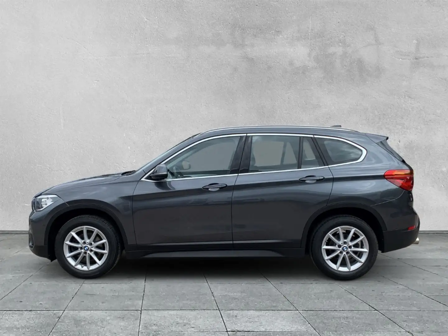 BMW Advantage +NAVI+SHZ+PDC+KLIMAAUTO+ Grau - 2