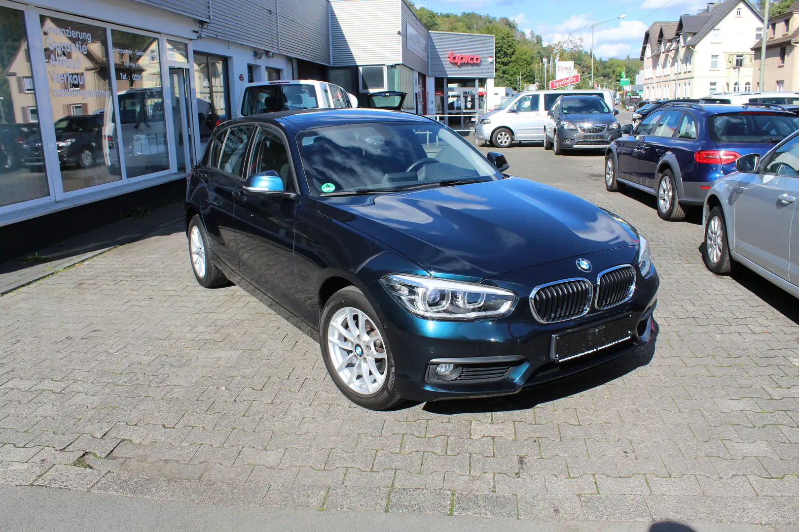 BMW 118 d Euro6, Advantage, 5-trg., Navi, LED, Sitzheizung Blau - 1