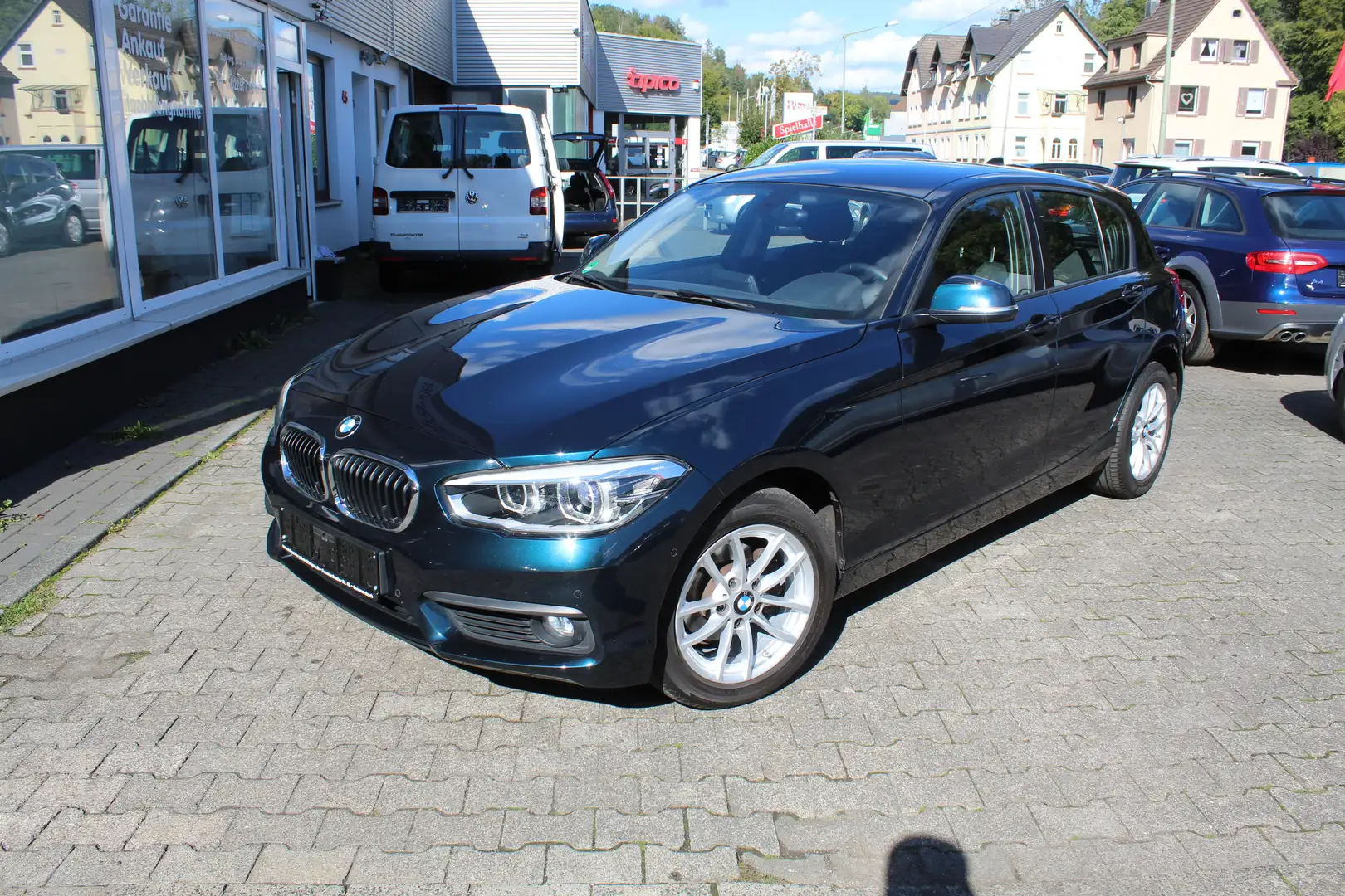 BMW 118 d Euro6, Advantage, 5-trg., Navi, LED, Sitzheizung Blau - 2
