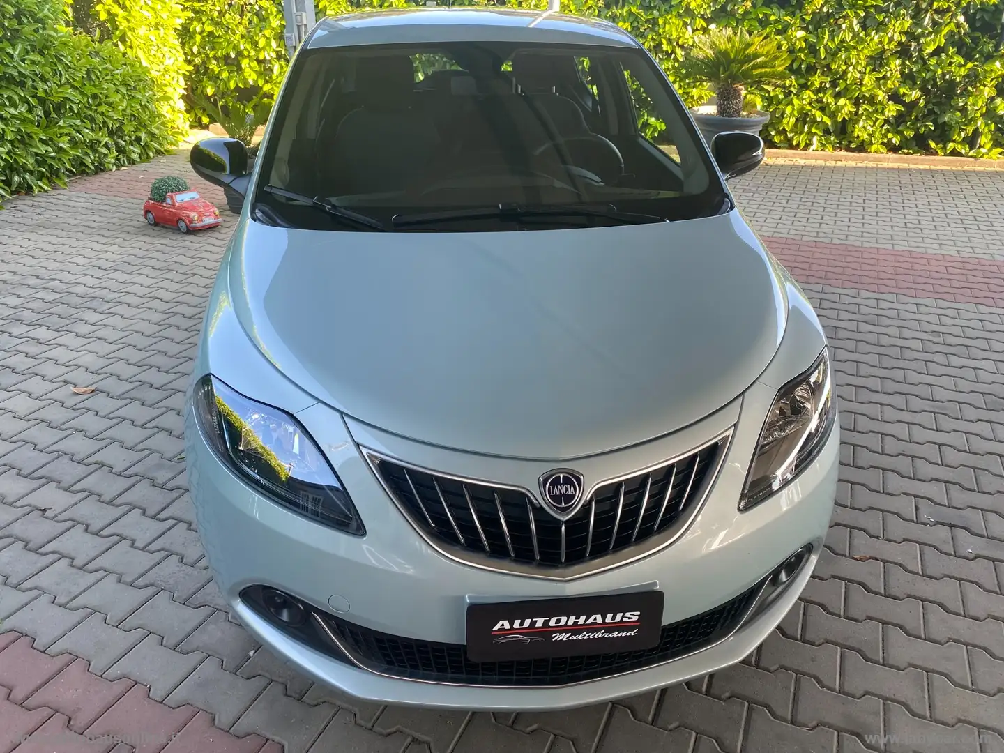 Lancia Ypsilon 1.0 FireFly 5p.S&S Hyb. Platino Groen - 2