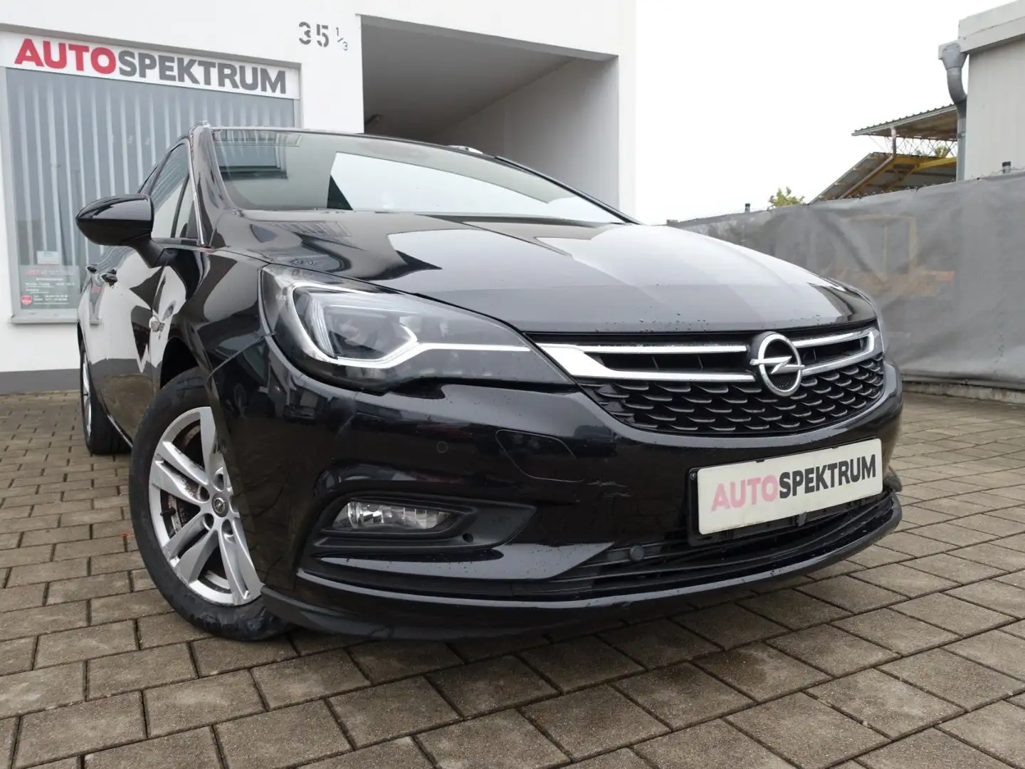 Opel Astra K Sports Tourer Dynamic NAVI/LED/AHK Černá - 1