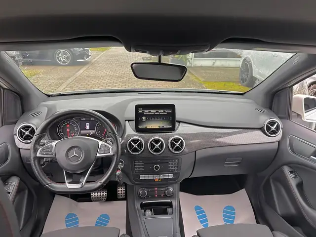Mercedes-Benz B Class view 13