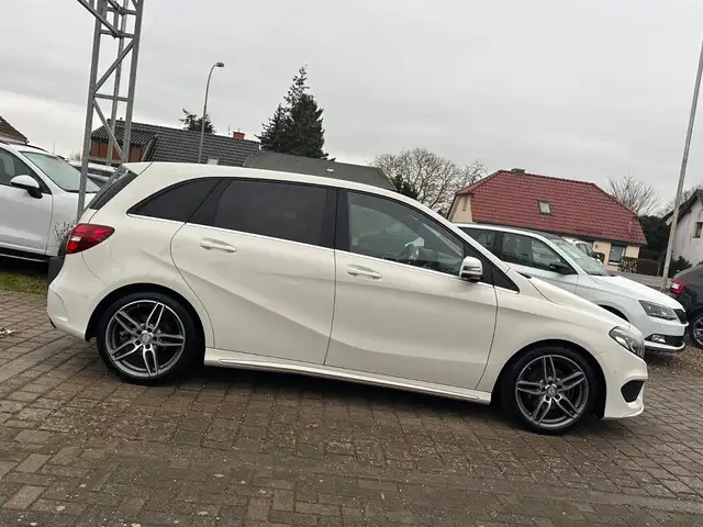 Mercedes-Benz B Class view 6