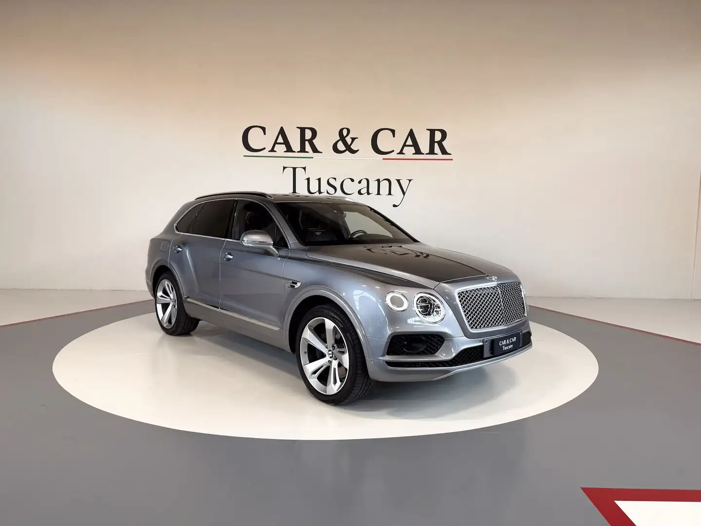 Bentley Bentayga Bentayga W12 Argent - 1