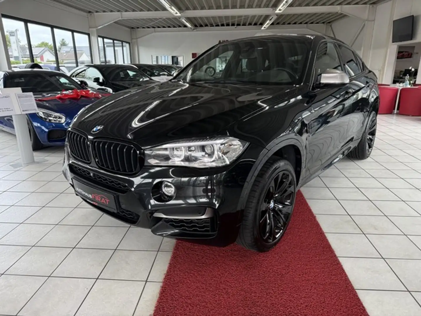 BMW X6 M50d  Leder+Navi+360 Kamera+Headup Display Schwarz - 1