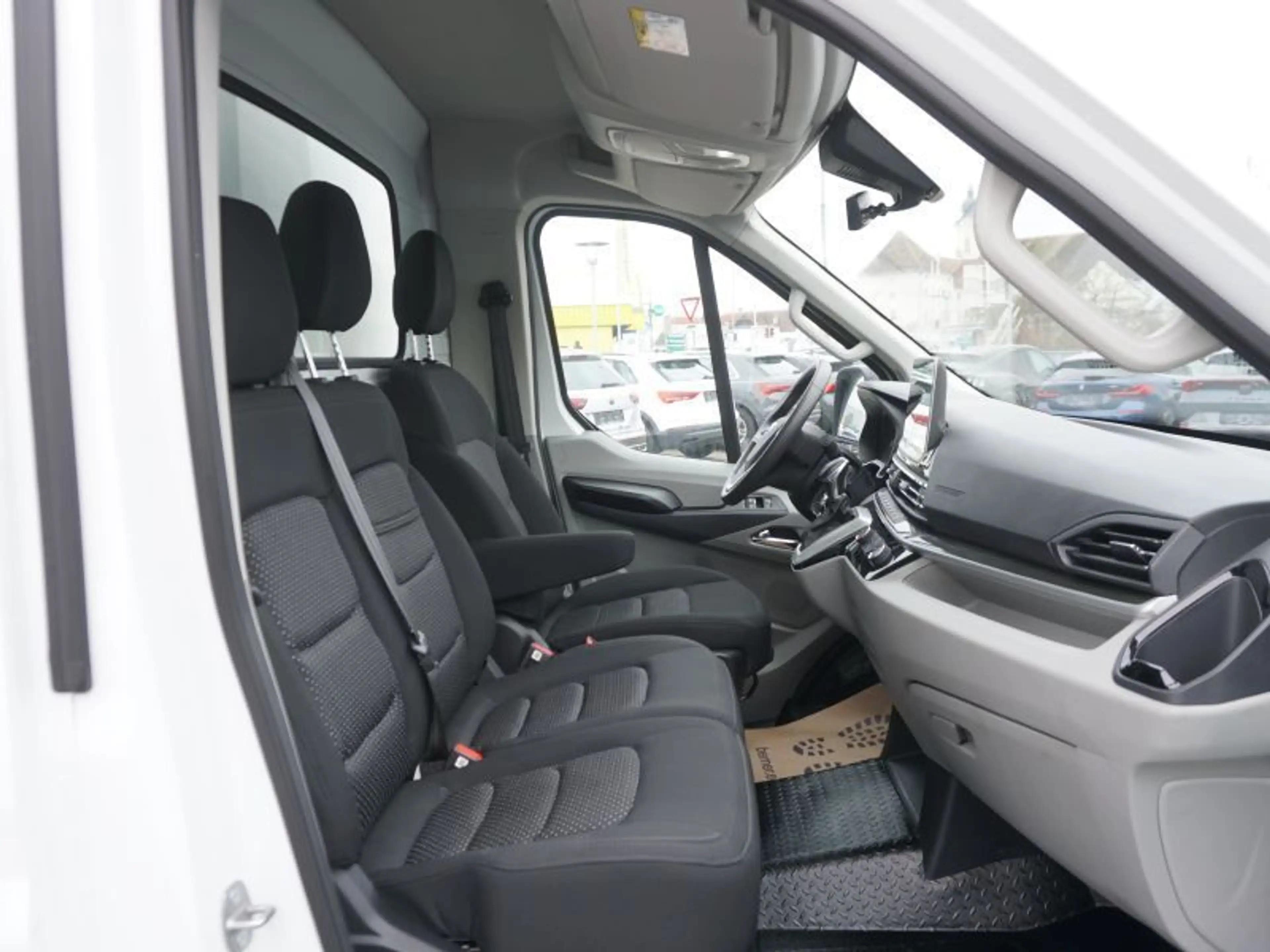 Maxus eDeliver 9 Einzelkabine *2025er+KÜHLKOFFER* — photo 9