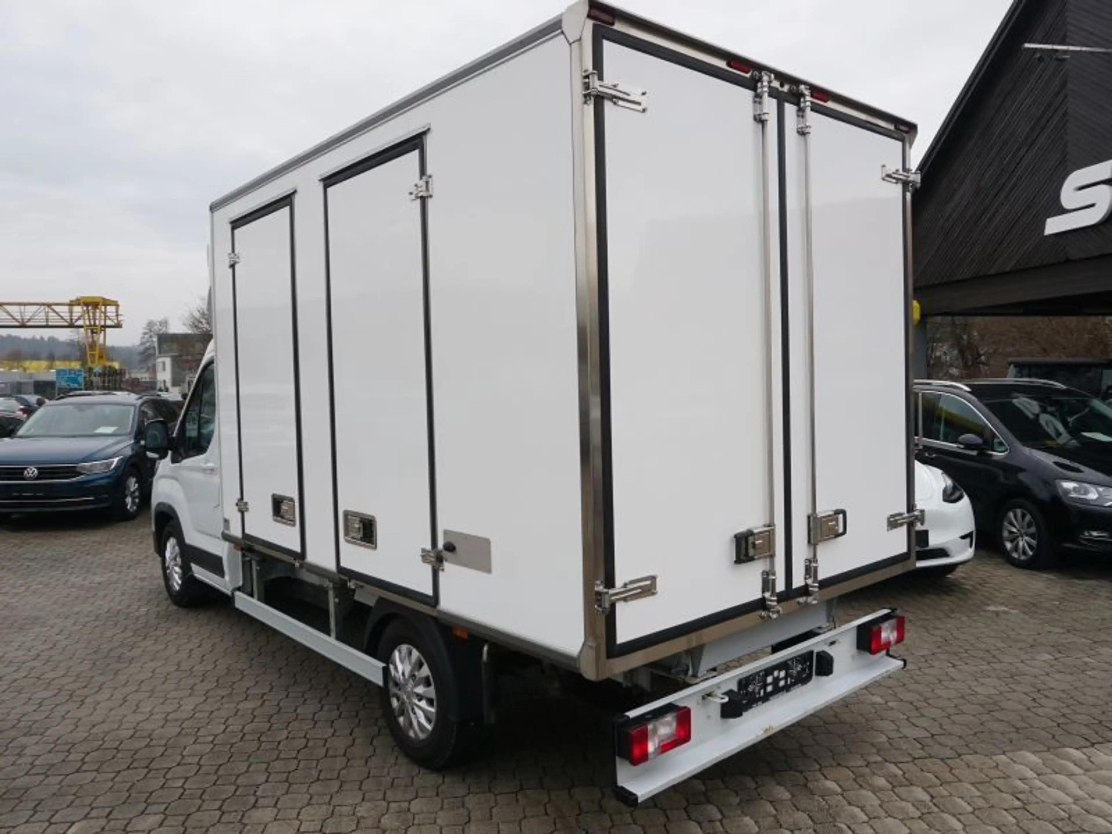 Maxus eDeliver 9 Einzelkabine *2025er+KÜHLKOFFER* — photo 5