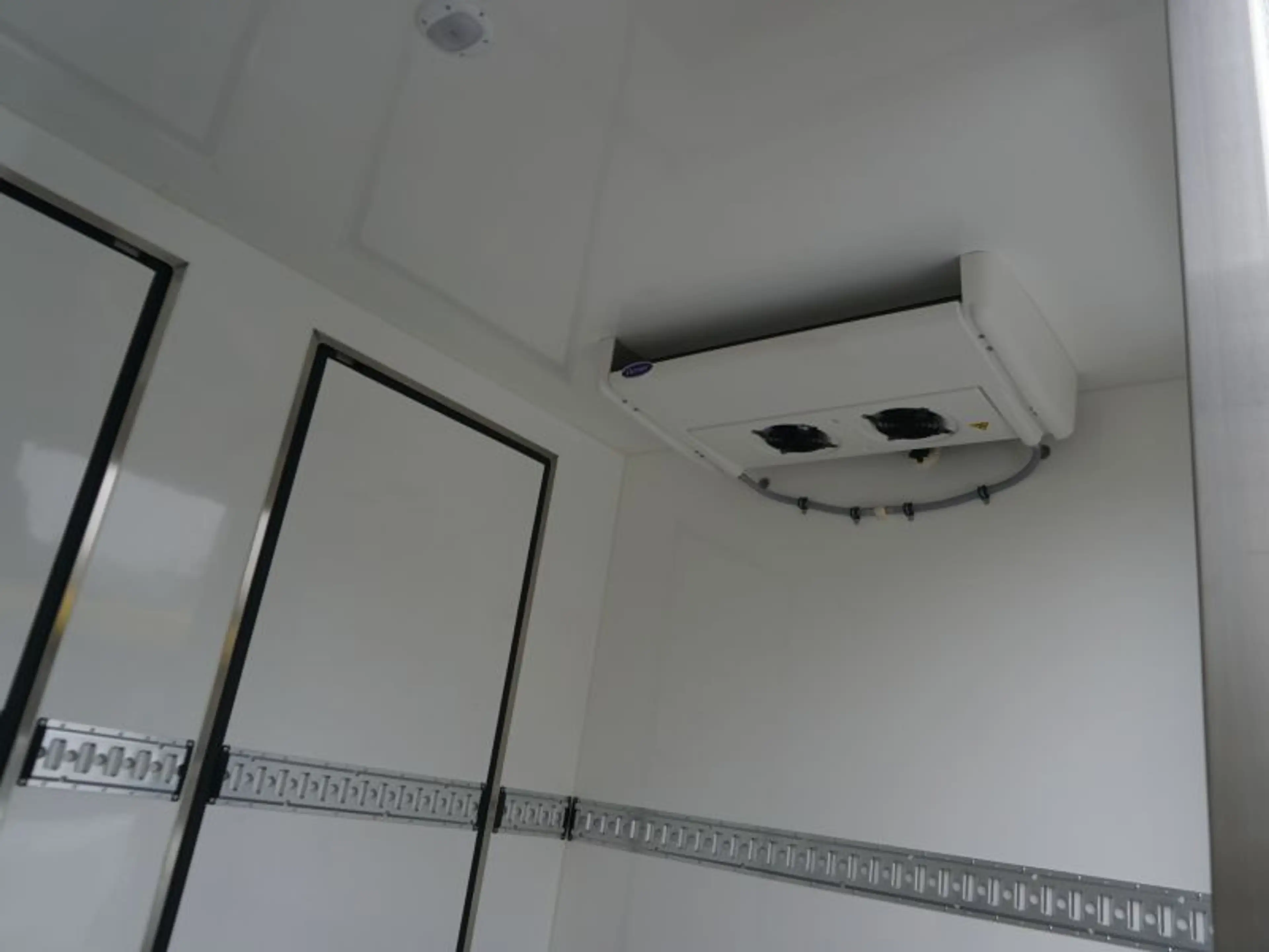 Maxus eDeliver 9 Einzelkabine *2025er+KÜHLKOFFER* — photo 11