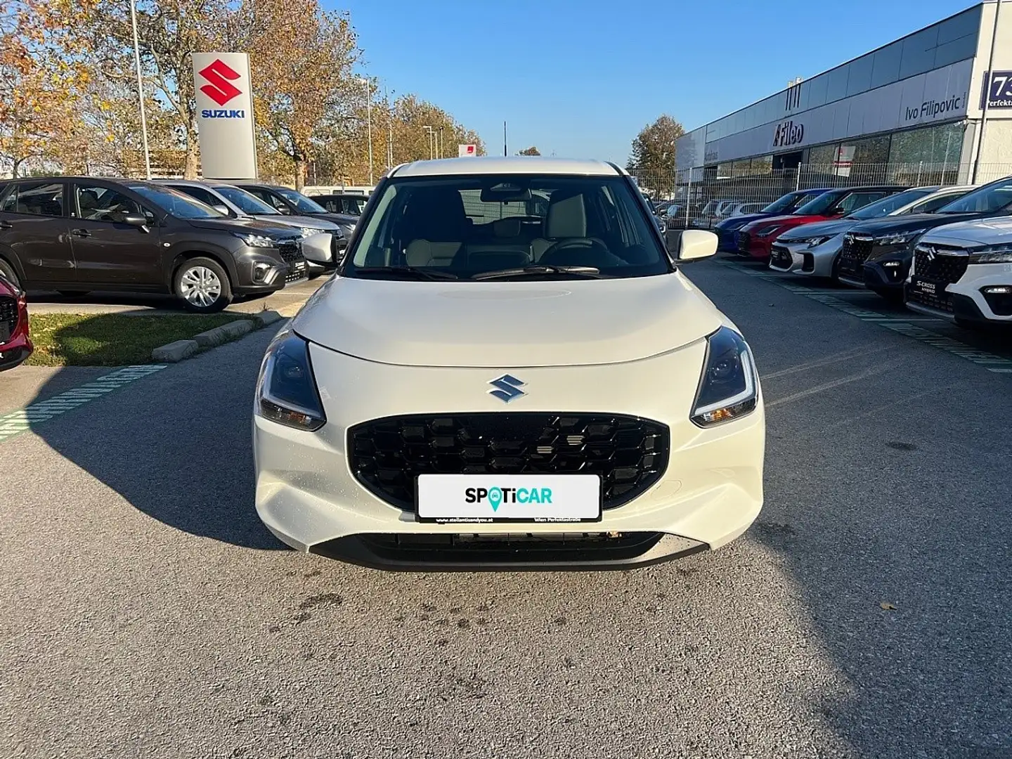 Suzuki Swift 1,2 Hybrid Shine Weiß - 2