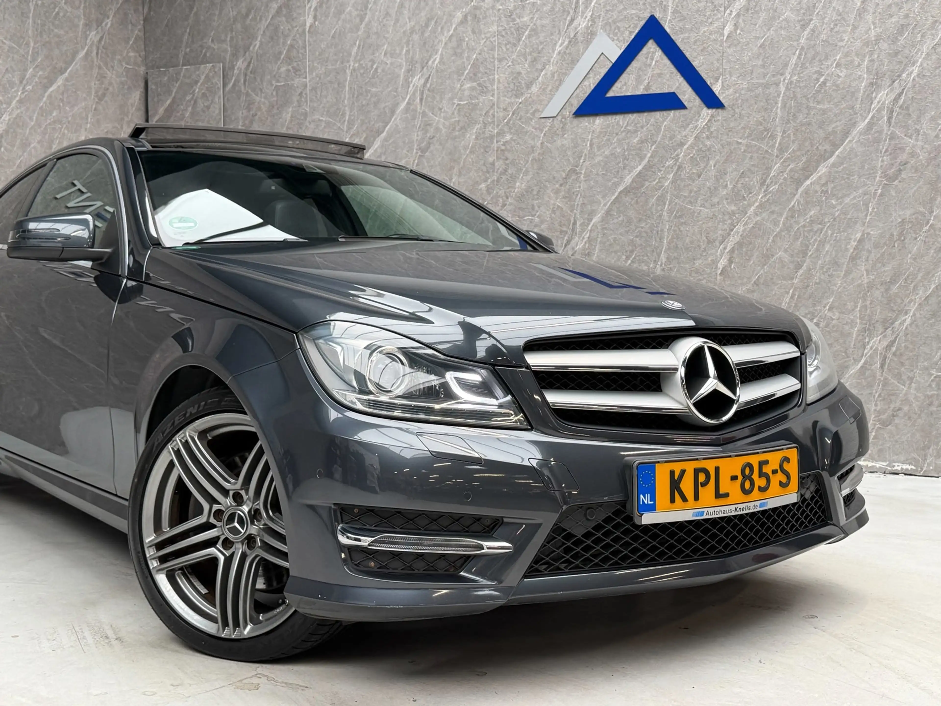 Mercedes-Benz C 350 Coupé Edition 1 306 PK / Panorama — photo 8
