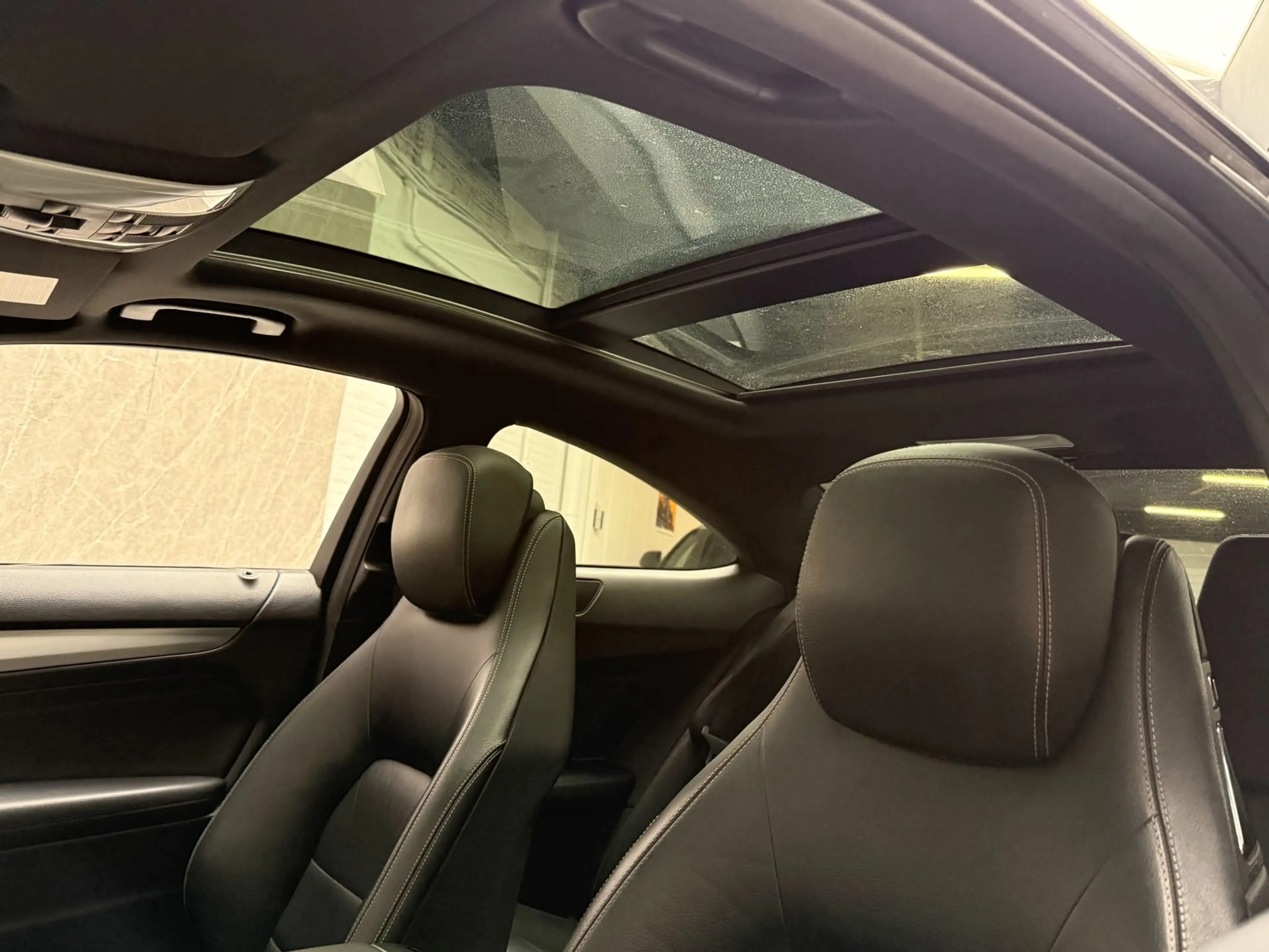 Mercedes-Benz C 350 Coupé Edition 1 306 PK / Panorama — photo 13