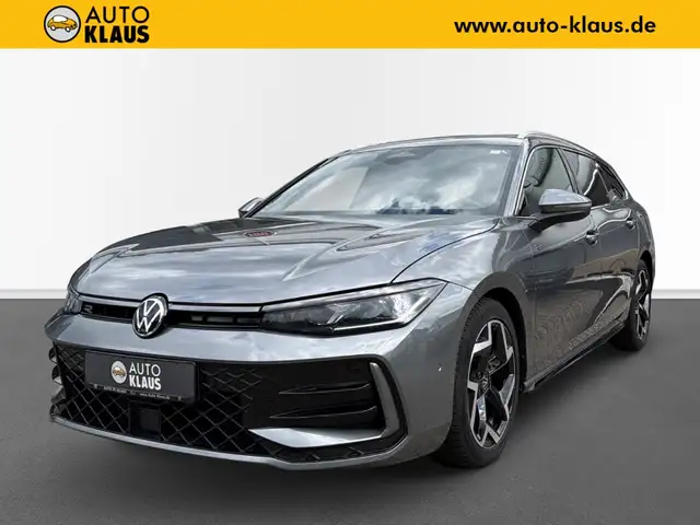 Volkswagen Passat Variant 2.0 TDI DSG R-line Matrix ACC Kamera