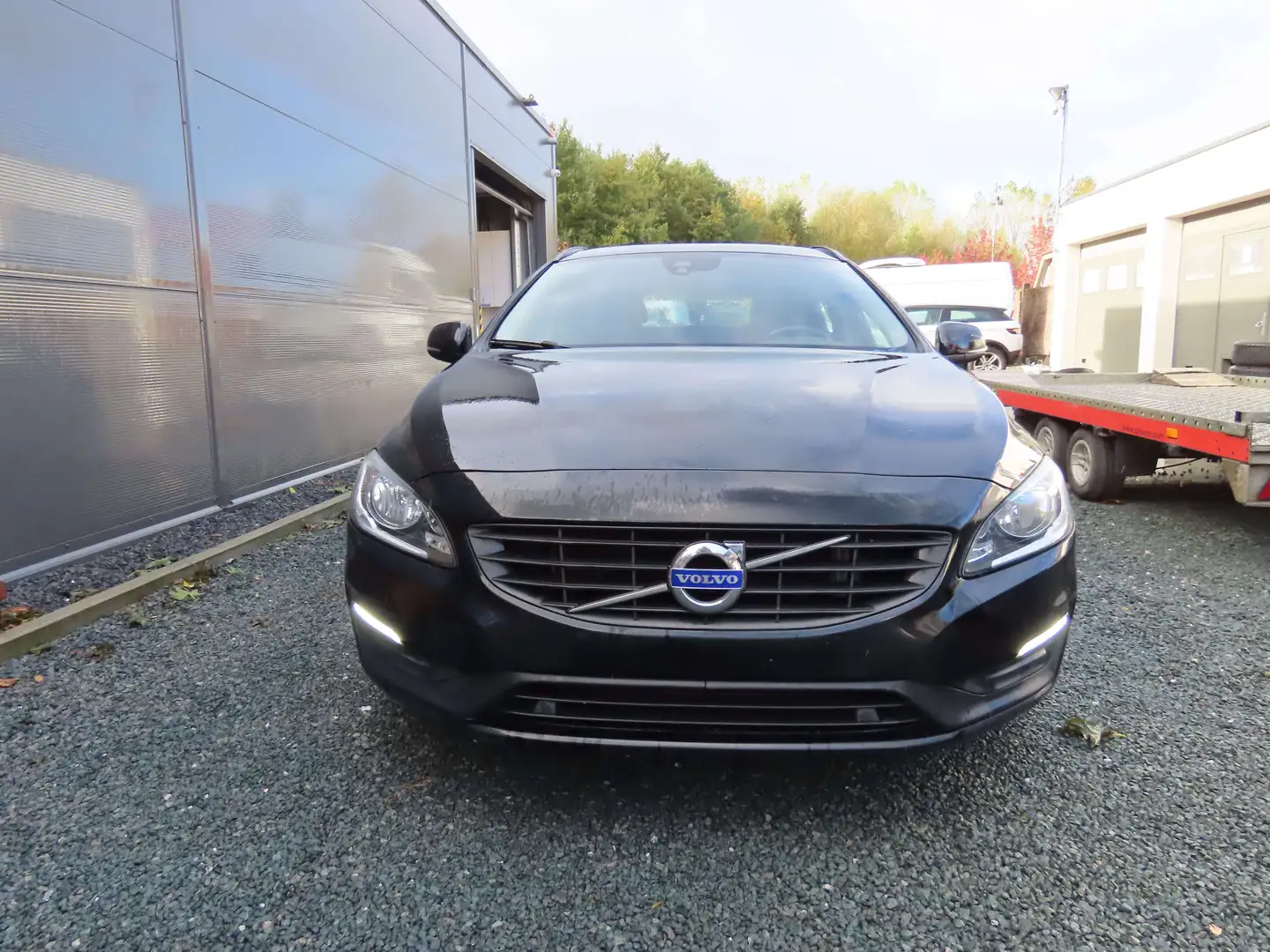 Volvo V60 V60 D3 Geartronic Momentum Noir - 2