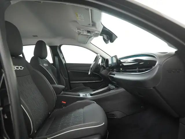 Fiat 600 view 3