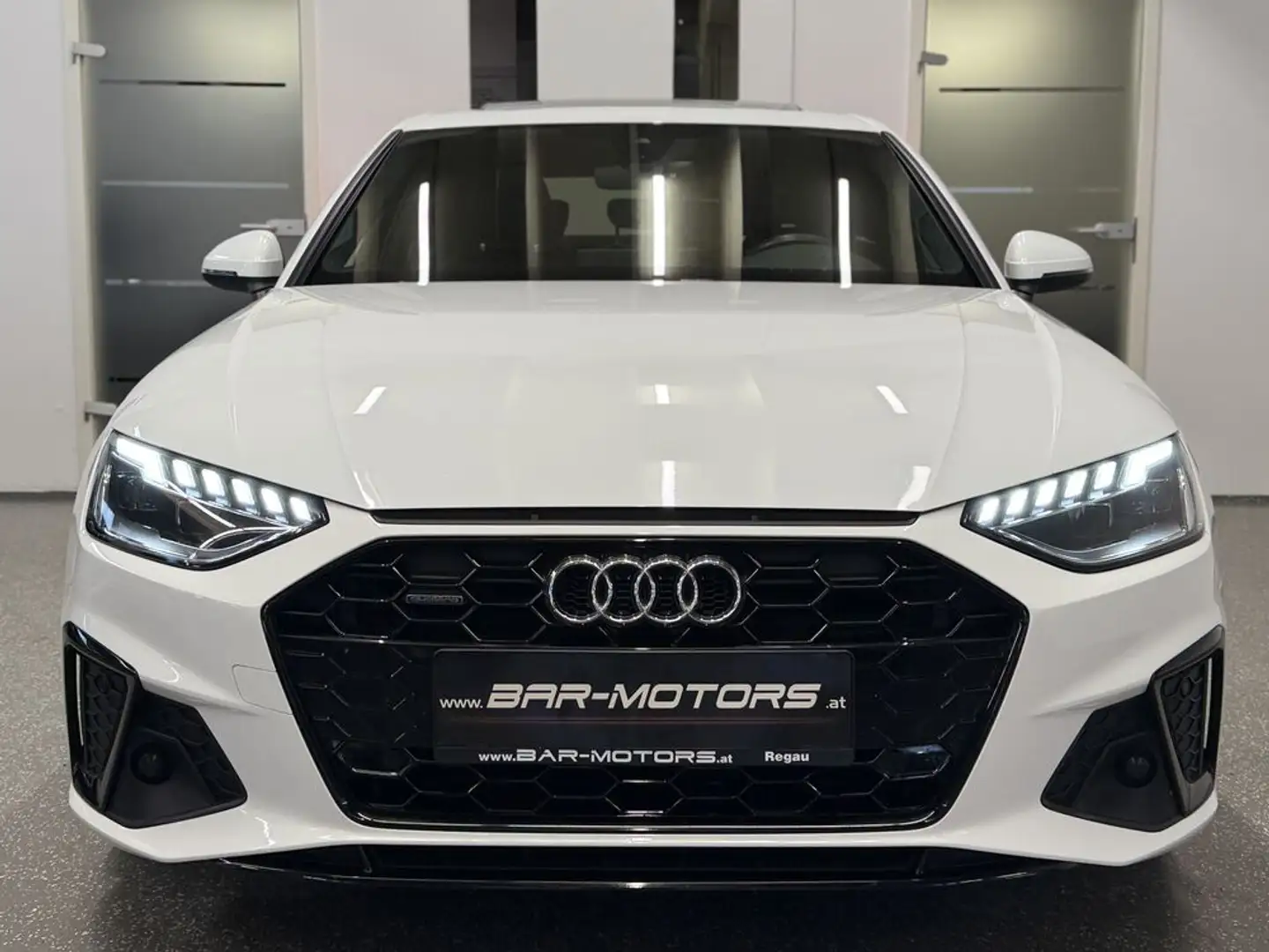 Audi A4 40 TDI QUATTRO*S-LINE*SCHIEBEDACH*MATRIX*PDC* Wit - 2