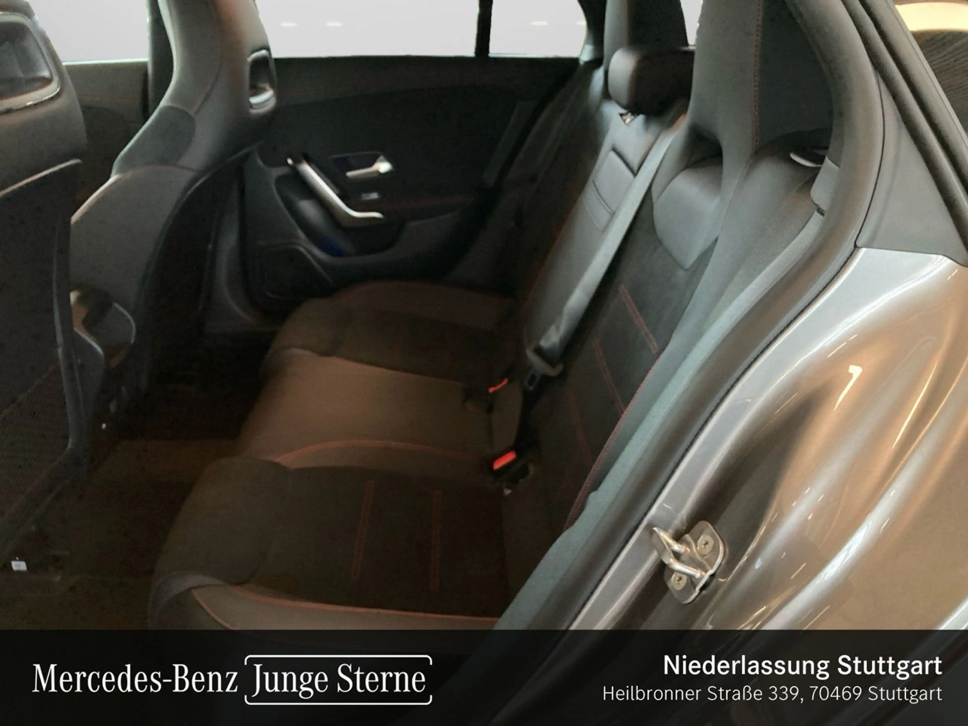 Mercedes-Benz CLA 200 AMG+LED+KAMERA+KEYLESS+7G — photo 11