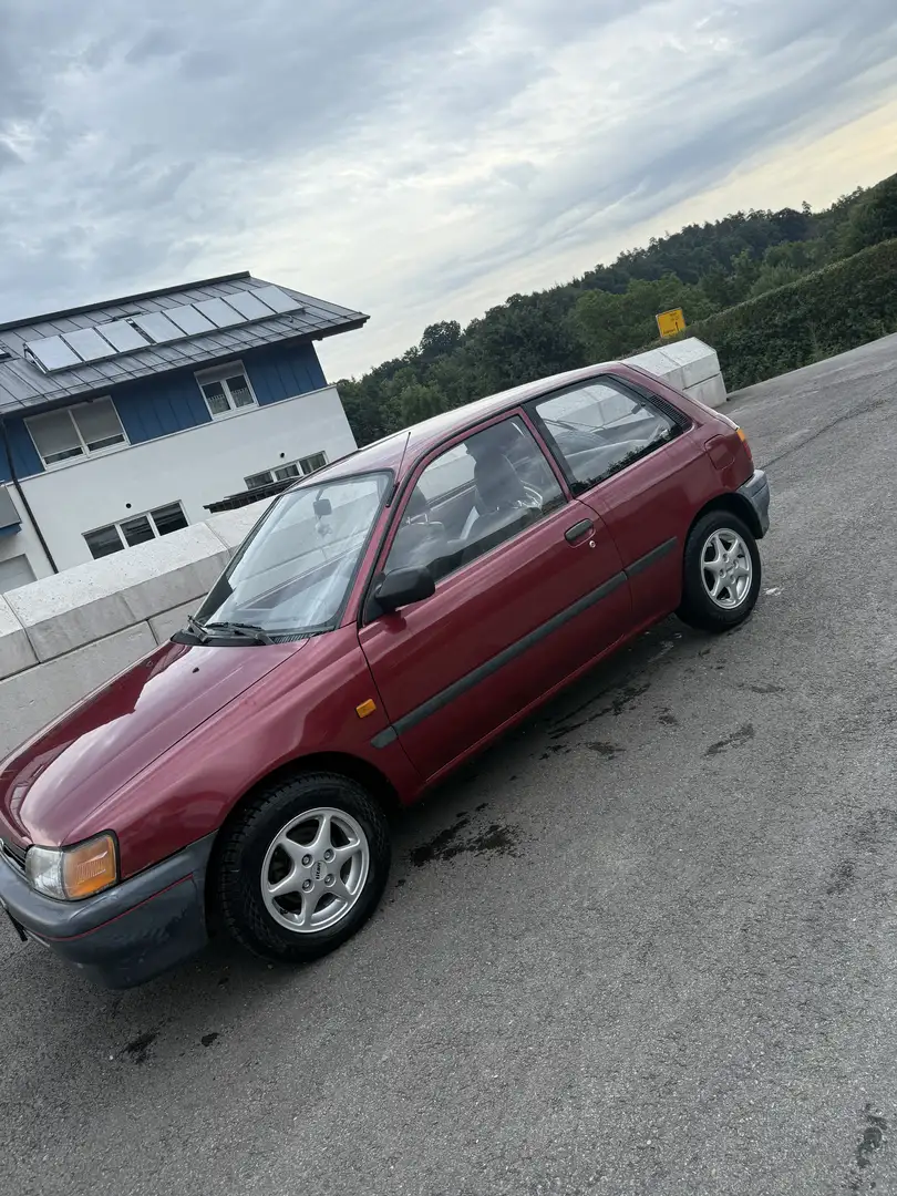 Toyota Starlet 1.3 XLi - 2