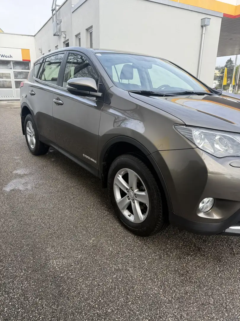 Toyota RAV 4 RAV4 2,0 Valvematic Elegance 4WD Aut. - 2