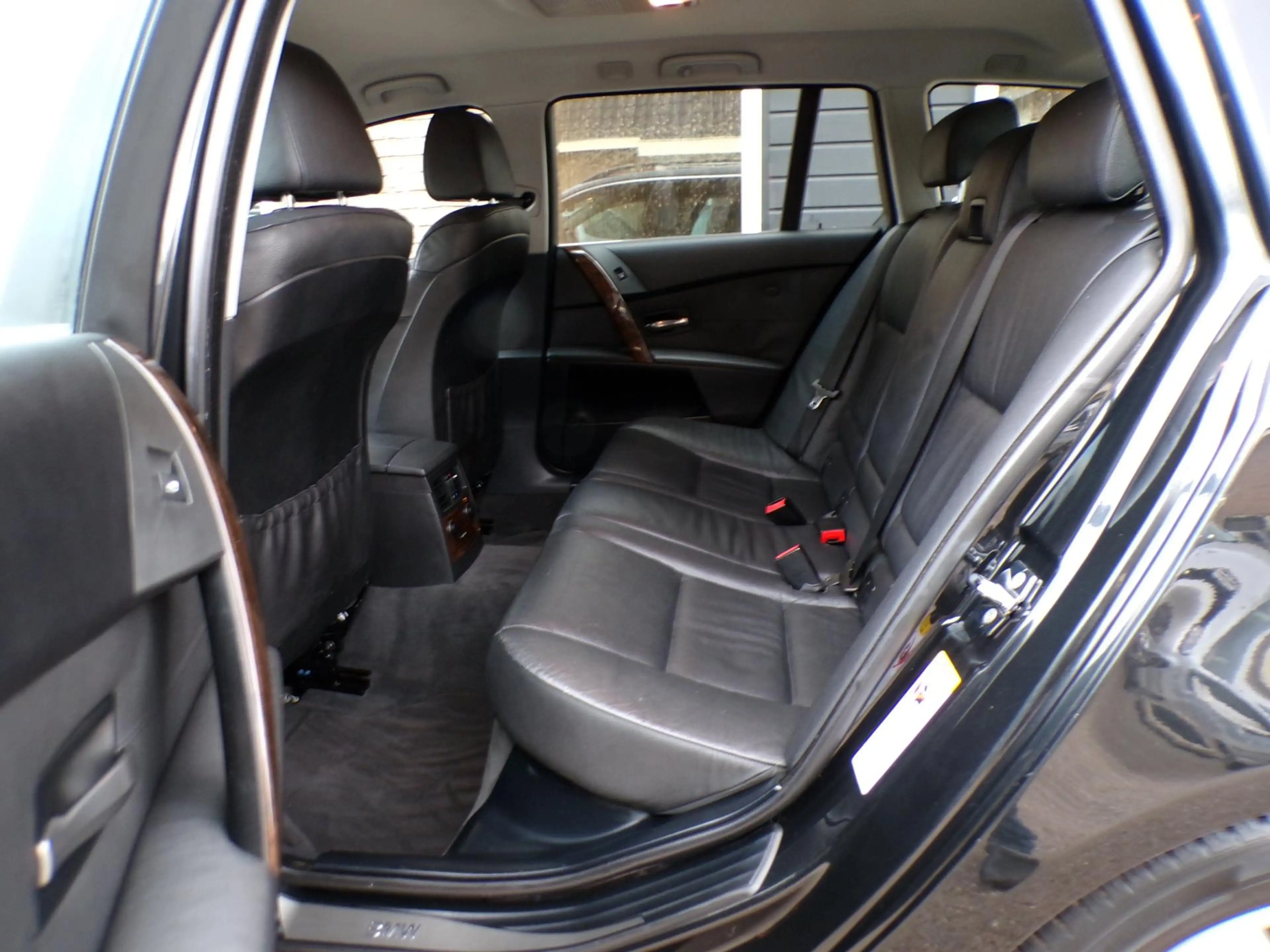 BMW 525 5-serie Touring 525i Automaat / Leder / Navi / Hea — photo 13
