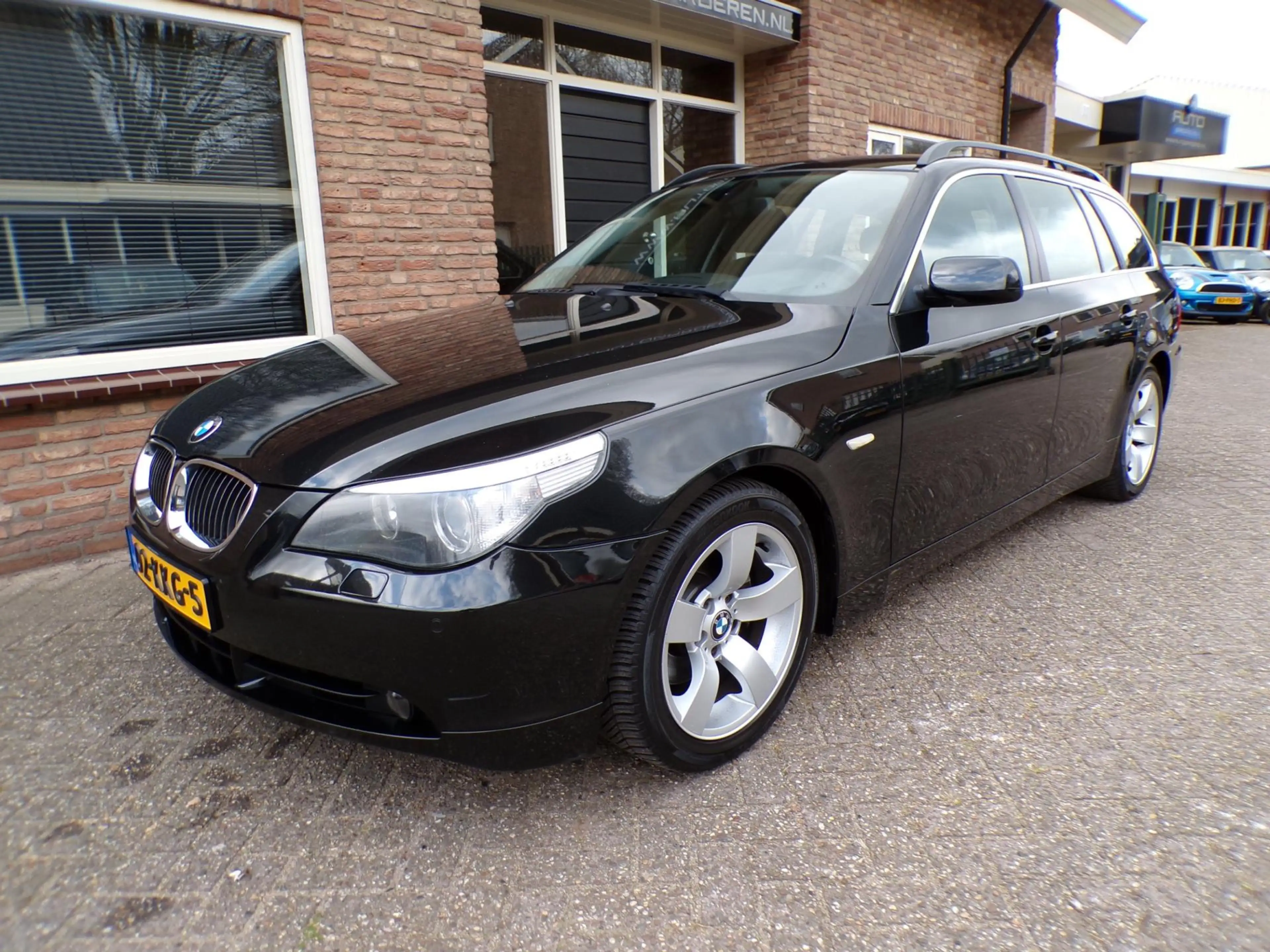 BMW 525 5-serie Touring 525i Automaat / Leder / Navi / Hea