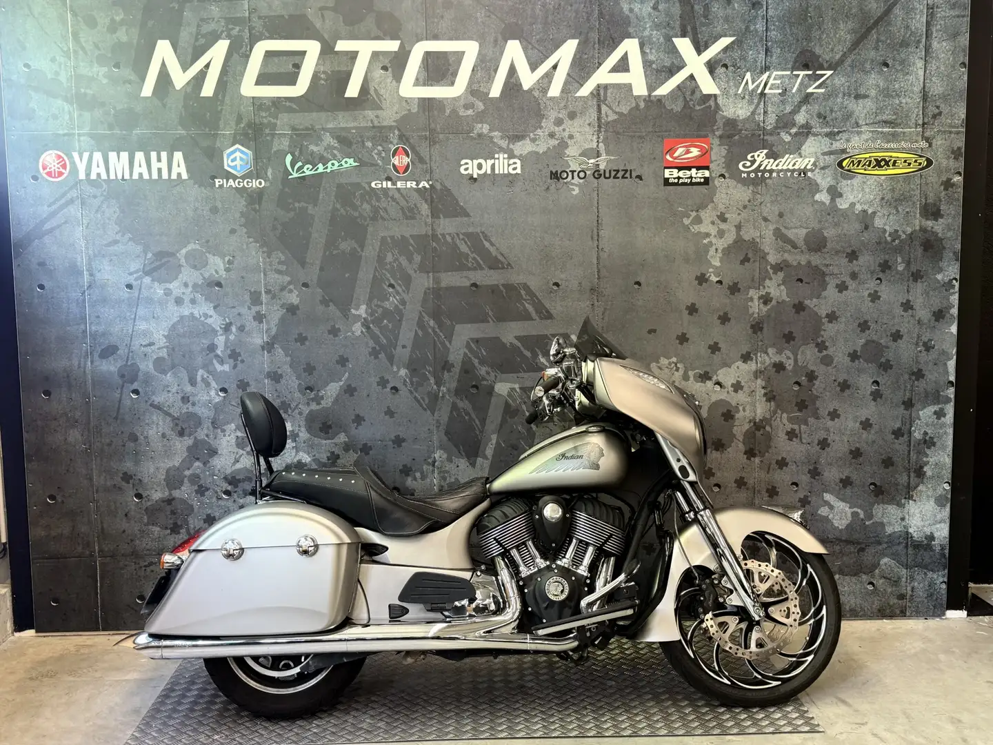 Indian Chieftain Grigio - 1