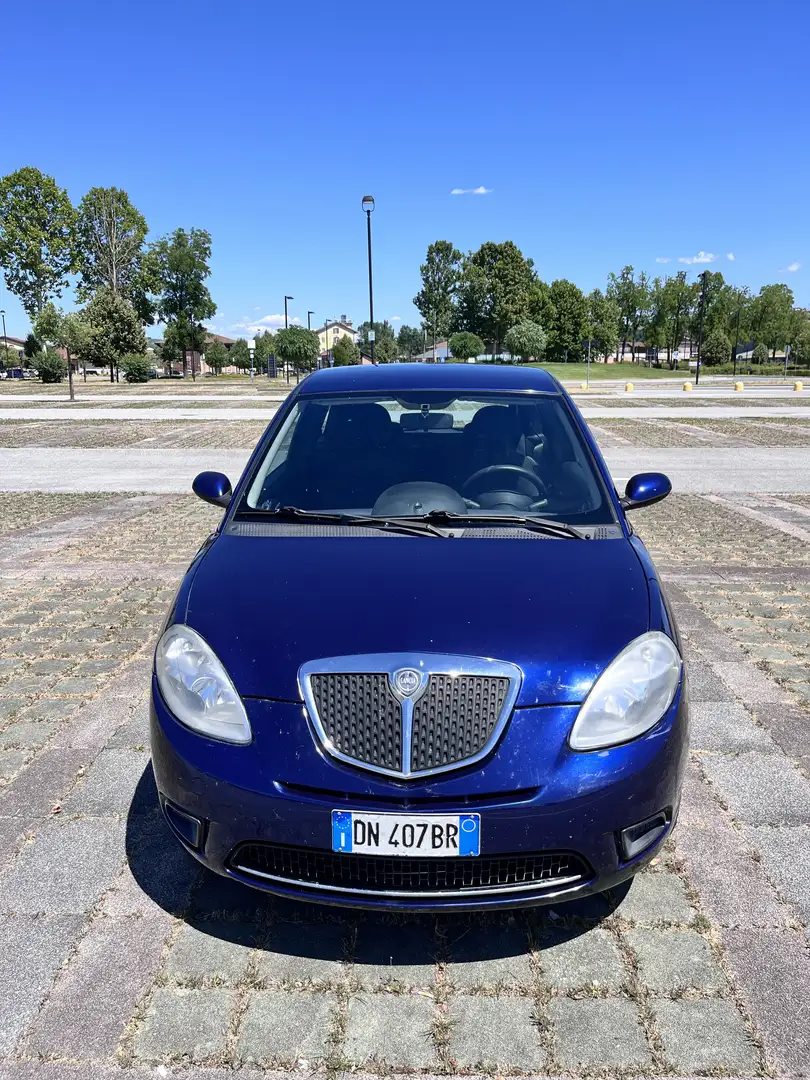 Lancia Ypsilon 1.2 8v Argento - 2