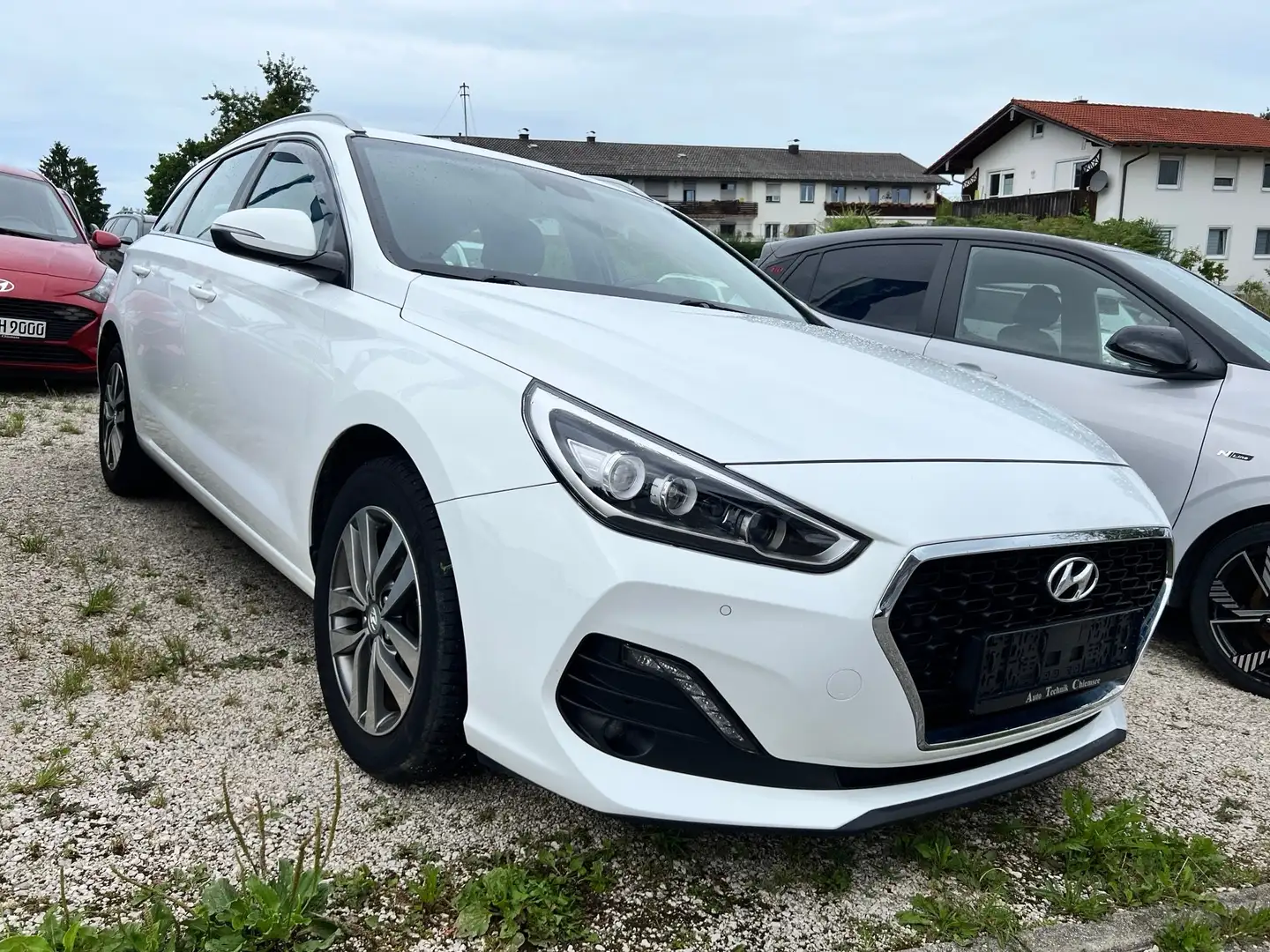 Hyundai i30 Trend Kombi /LED/ Navi/ AHK Blanco - 2