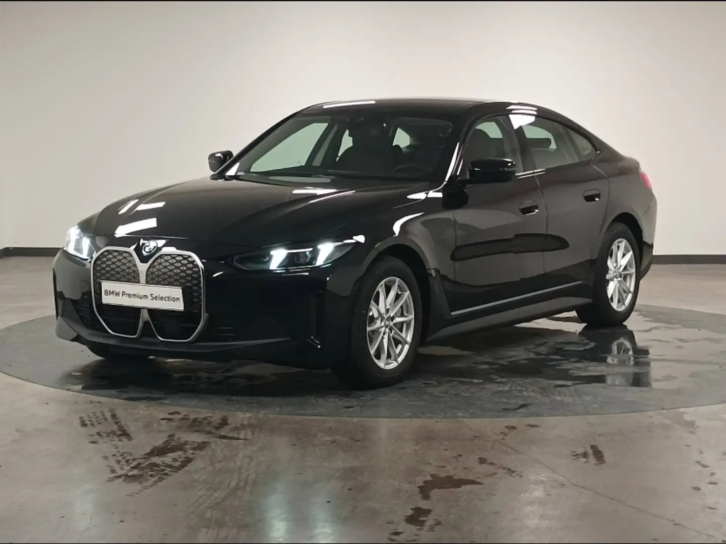 BMW 528 eDrive35 286ch Schwarz - 1