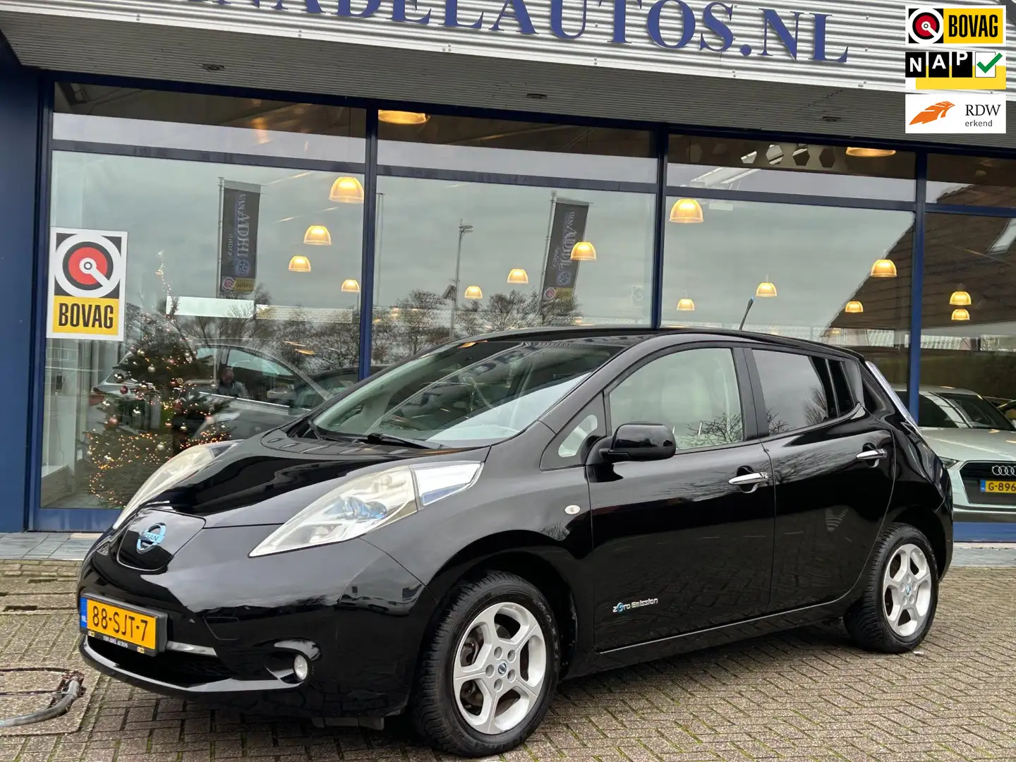 Nissan Leaf Base 24 kWh 5Drs Aut. Navi Clima Camera Cruise LM- Чёрный - 1