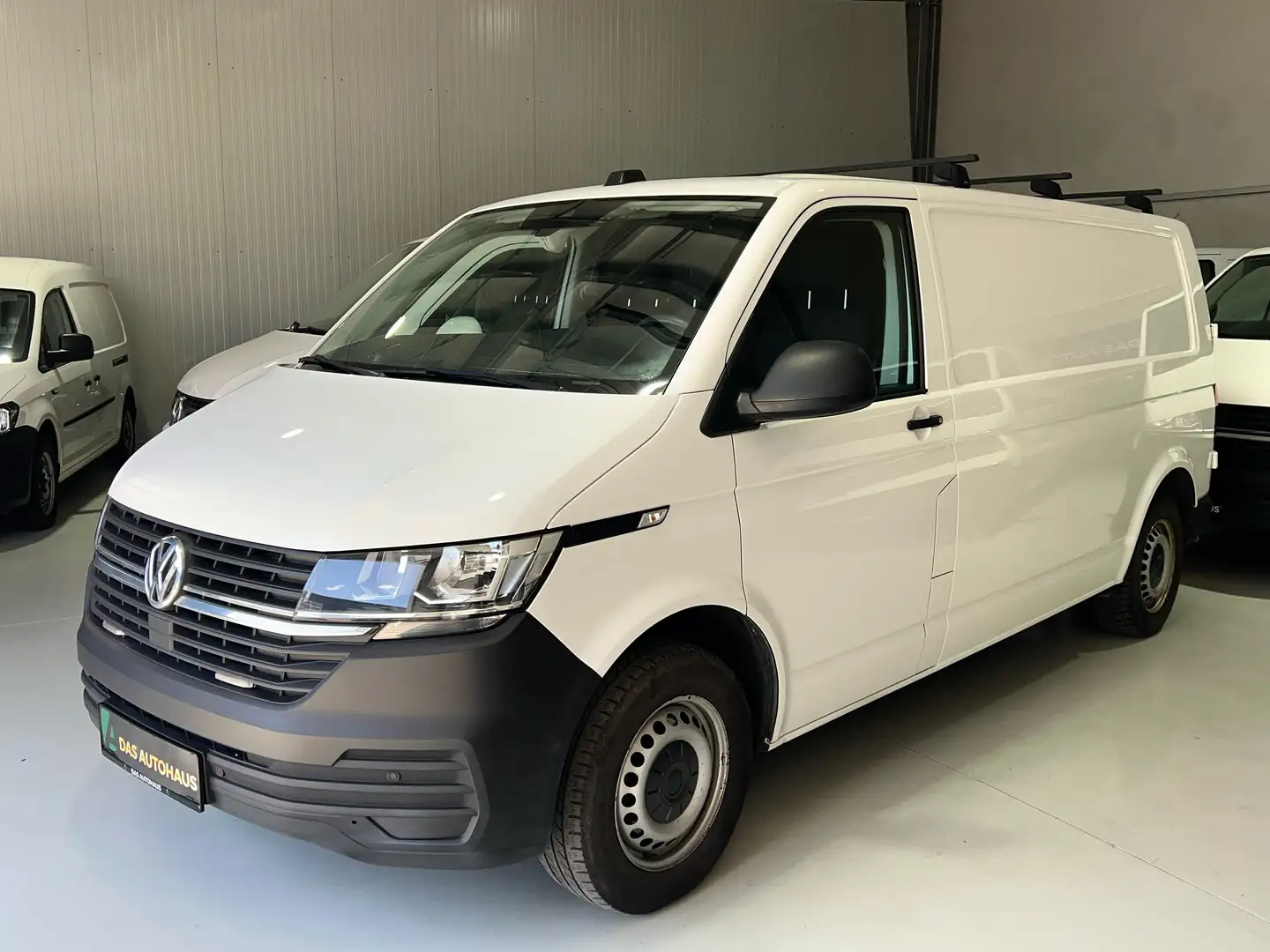 Volkswagen T6.1 Transporter T6.1 LANGRSTD/STANDHZG/AHK/APPLECARPLAY Weiß - 1