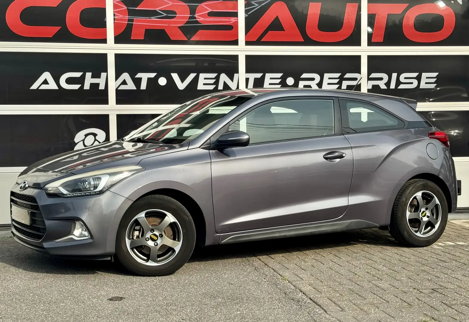 Hyundai i20 i20 1.4 CRDi Sport CLIM CRUISE TEL JA Gris - 1
