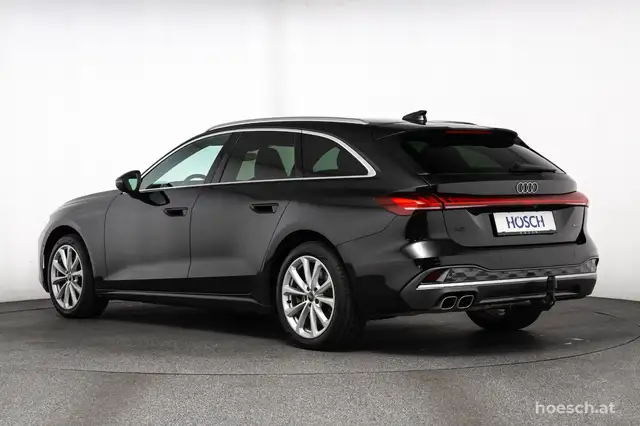 Audi A5 view 4