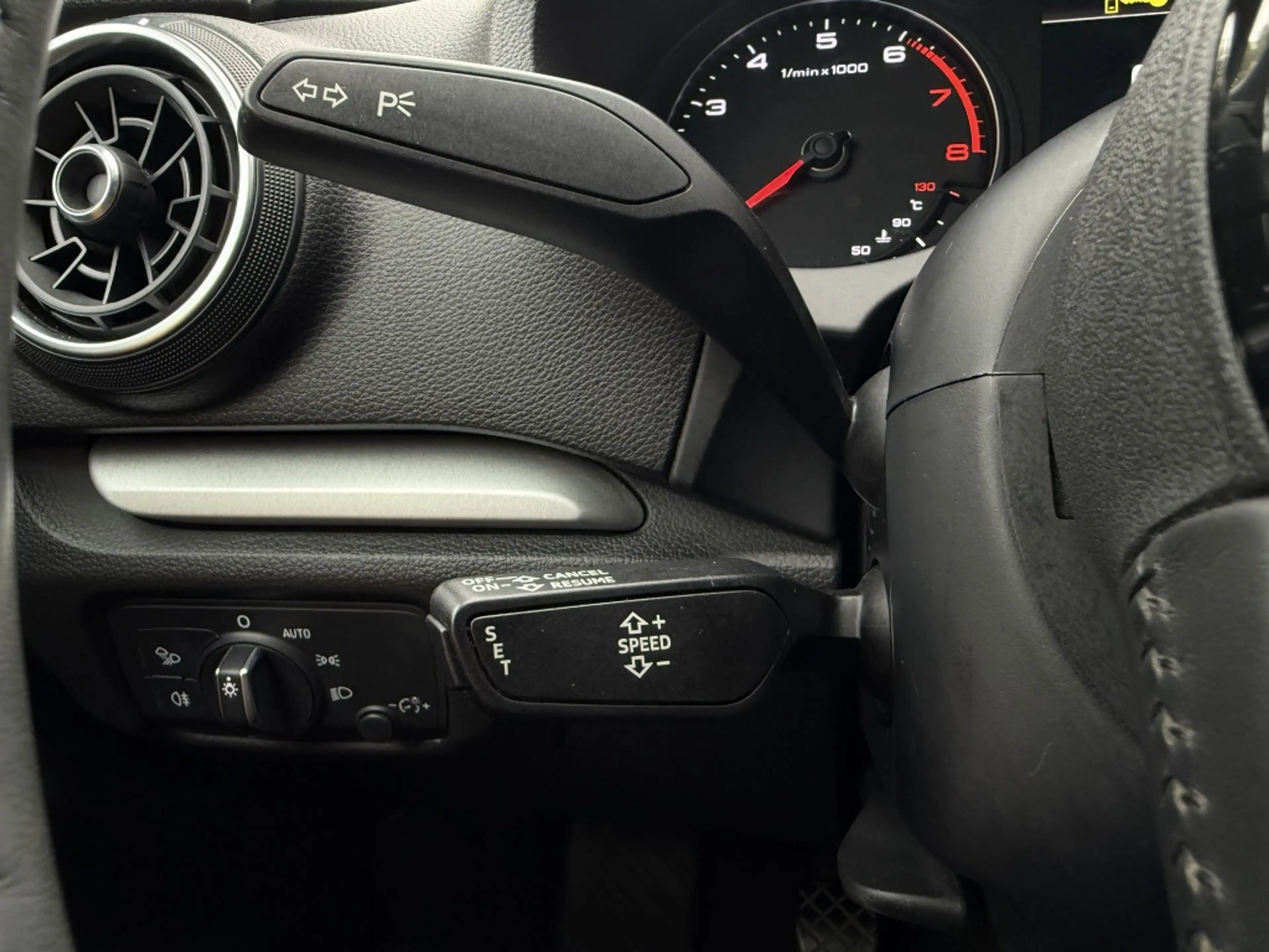 Audi A3 Limousine 1.0 TFSI Proline — photo 8
