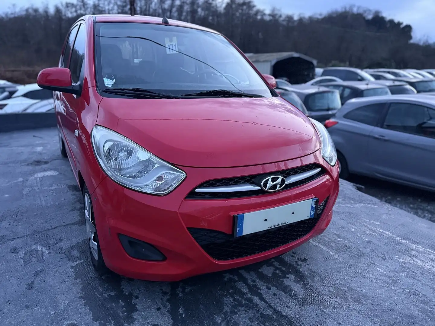 Hyundai i10 1.2 PACK INVENTIVE Rouge - 1