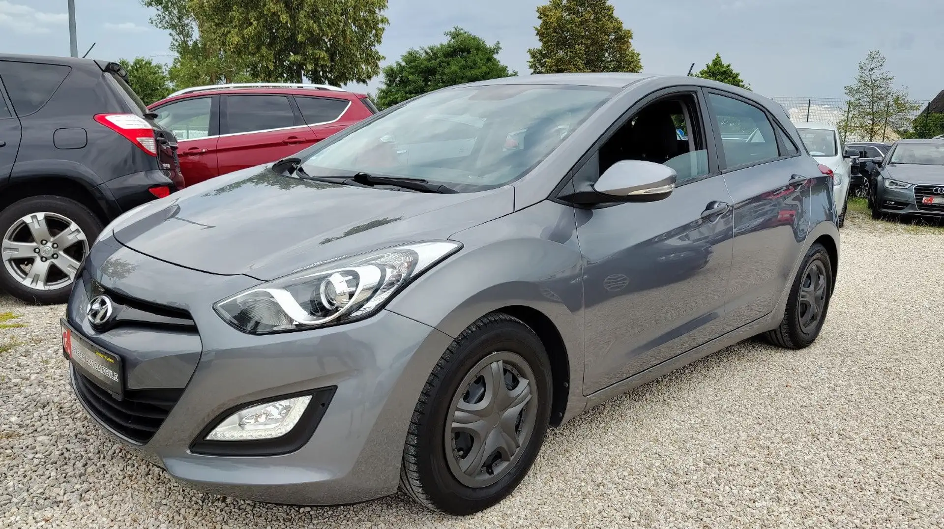 Hyundai i30 Classic 1.4 CRDi - Navi* Kamera* TÜV NEU** Gris - 1